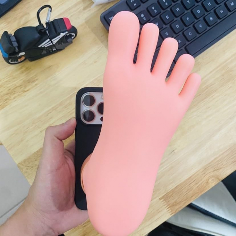 حافظة هاتف على شكل قدم مضحكة ث - مراجعة Phone Cases Ugly وسعره