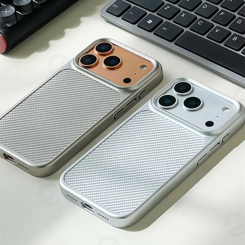 الأعمال المغناطيسي ألياف الكرب - مراجعة Rugged Armor Case وسعره