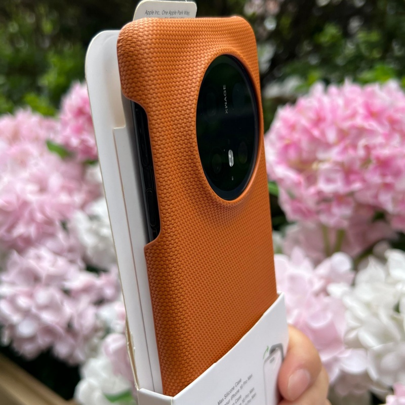 حافظة جلدية فاخرة من القماش بت - مراجعة Rugged Armor Case وسعره