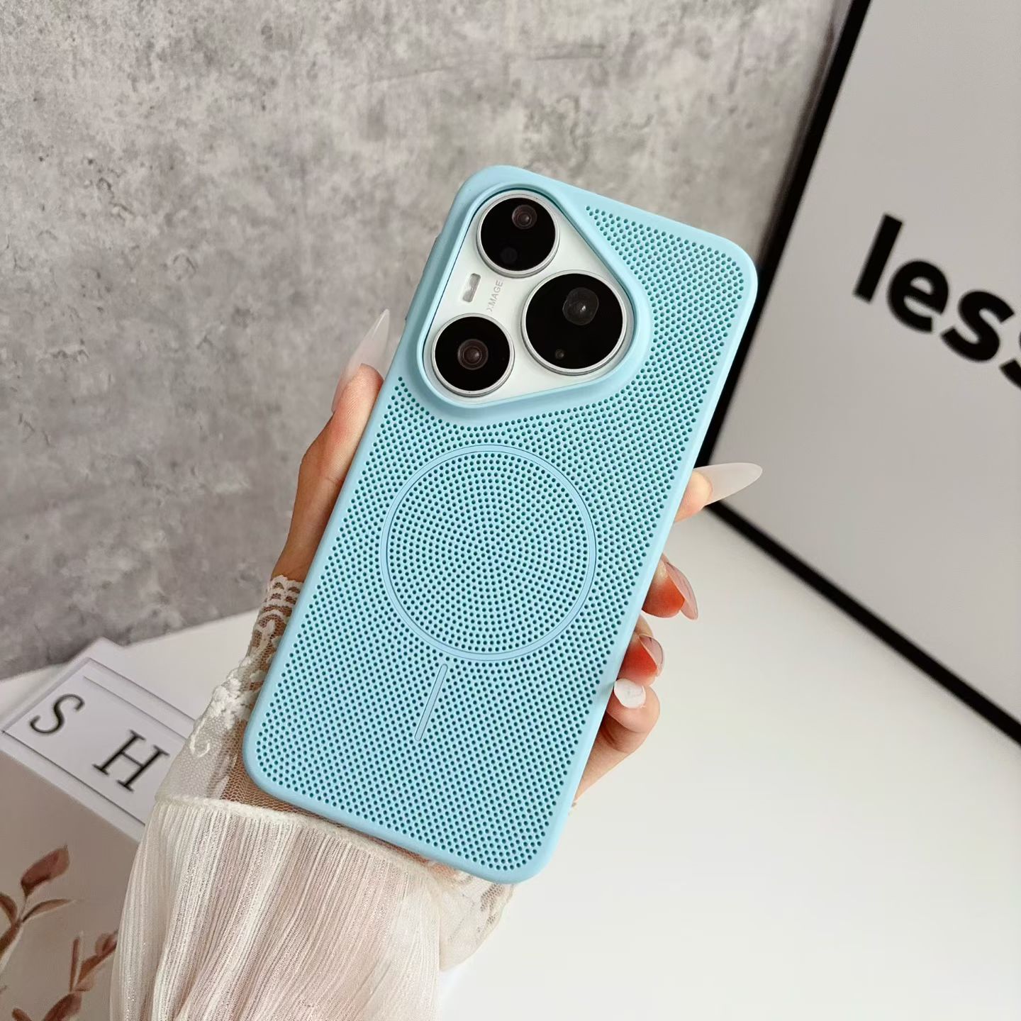 غطاء حماية مغناطيسي متوافق مع  - مراجعة Huawei Pura 70 وسعره